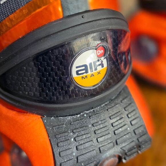 Nike Air Max DN QS Dark Smoke Grey Salsa Red Limited Edition 10.5 New HJ6695-001 - Picture 15 of 16